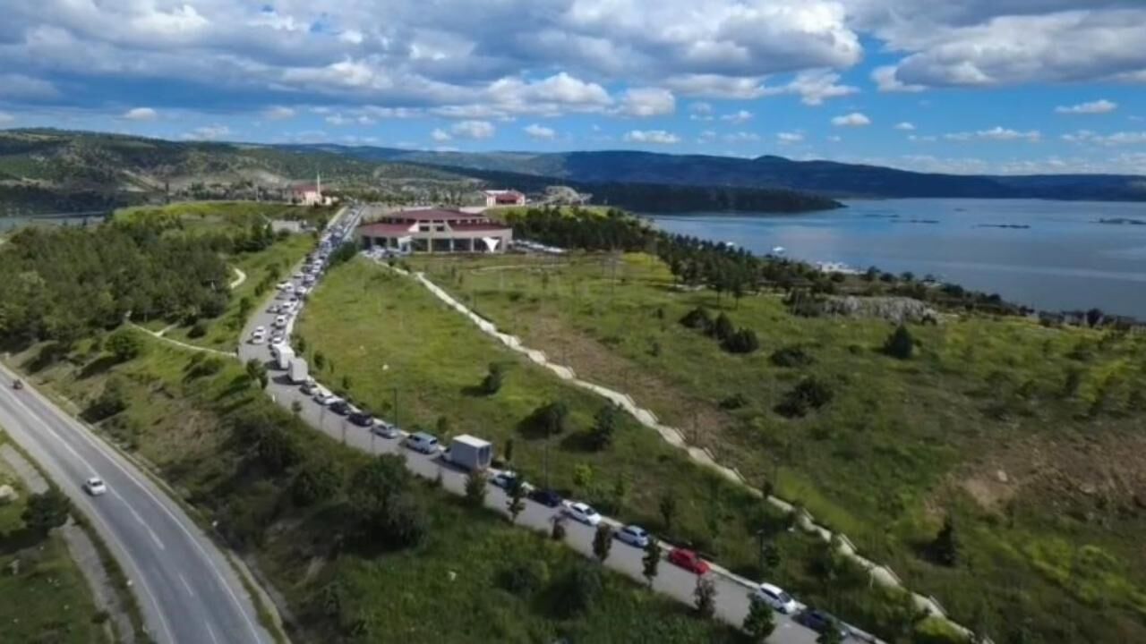 Yozgat'ın Paris'i Dolup Taştı! Çekerek Millet Bahçesi'ne Bayram Akını (5)