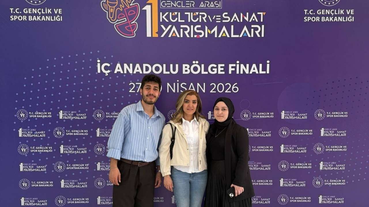 Yozgatlı Genç Yetenekler Nevşehir Sahnesinde Devleşti (1)