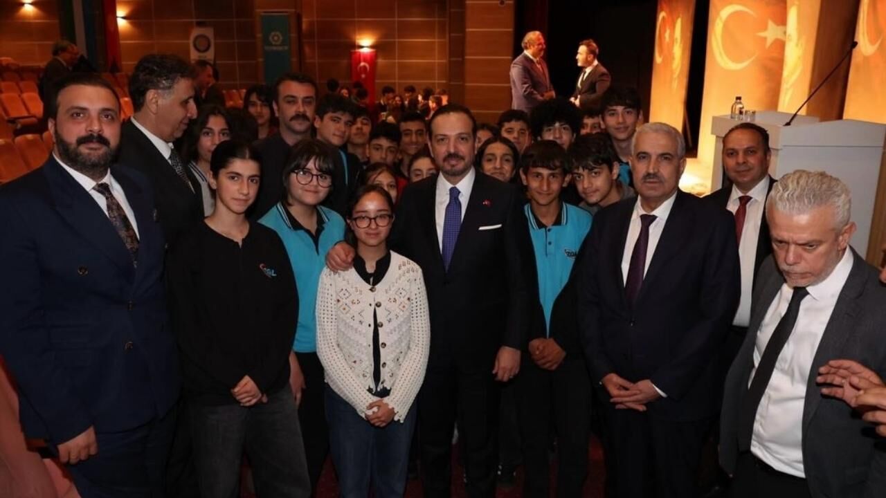 Yozgatlı Kürşad Zorlu’ya Diyarbakır’dan Anlamlı Madalya! (1)