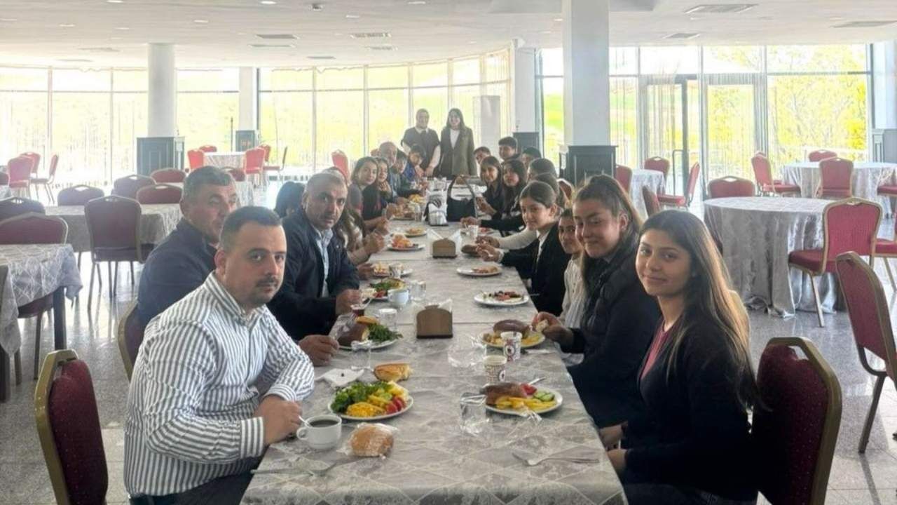 Yozgatlı Öğrenciler Mesleki Eğitimin Mutfağını Yerinde Gördü (5)