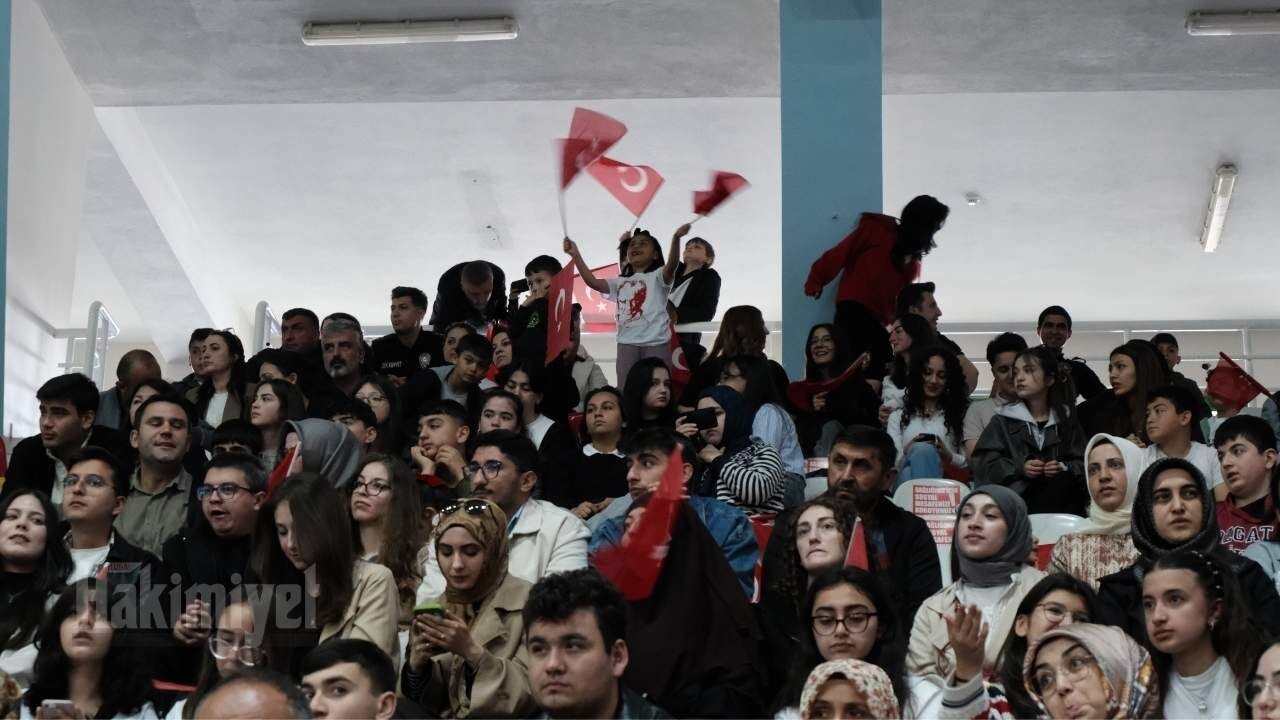 Yozgat'ta 19 Mayıs Bugünün Çocukları Gelecekteki Bayramlarını Kutladı (4)