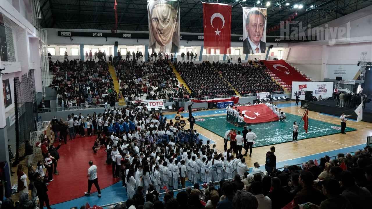 Yozgat'ta 19 Mayıs Kutlamaları Göz Kamaştırdı (3)