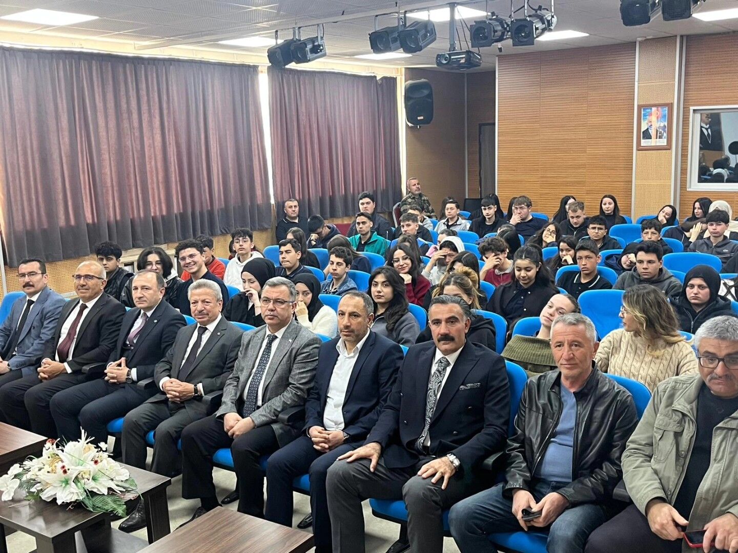 Yozgat'ta Başkan Öğrencilere Tecrübelerini Aktardı