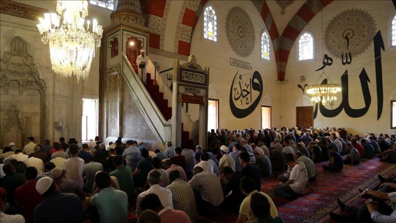Yozgat'ta Cuma Günü Minberden Yükselen Ses (3)