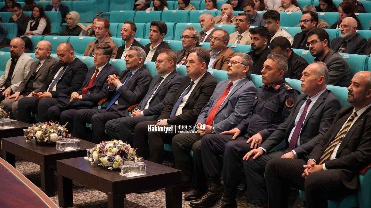 Yozgat’ta Dikkat Çeken Etkinlik Gazze Ve Soykırım Tartışmaları Masaya Yatırıldı (1)