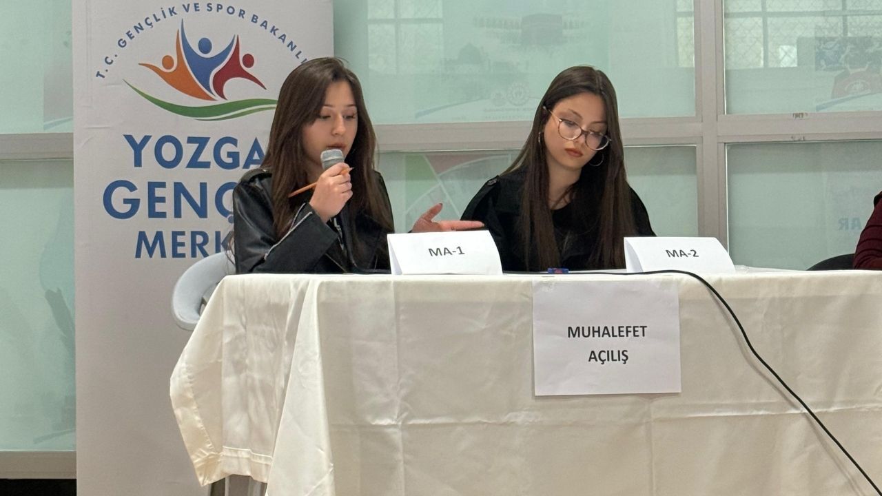 Yozgat’ta Gençlerin Fikir Savaşı Türkiye Şampiyonluğu Yolunda Büyük Adım! (3)