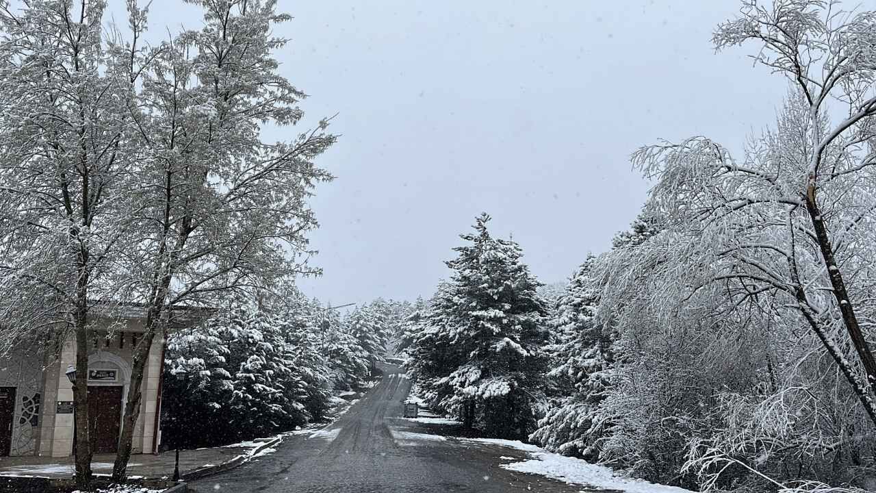 Yozgat’ta Hava Tersine Döndü Yağmur Yerini Kara Bıraktı (3)