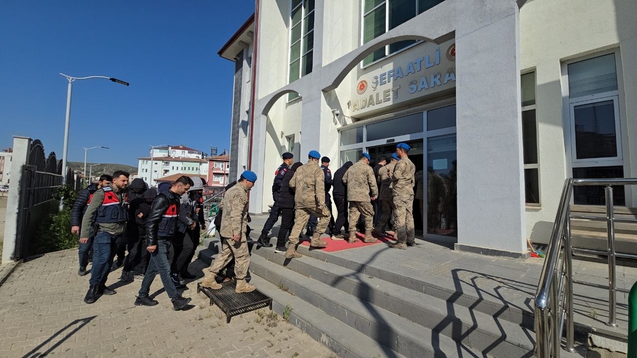 Yozgat’ta Jandarma Milyarlık Ağı Çökertti! (1)