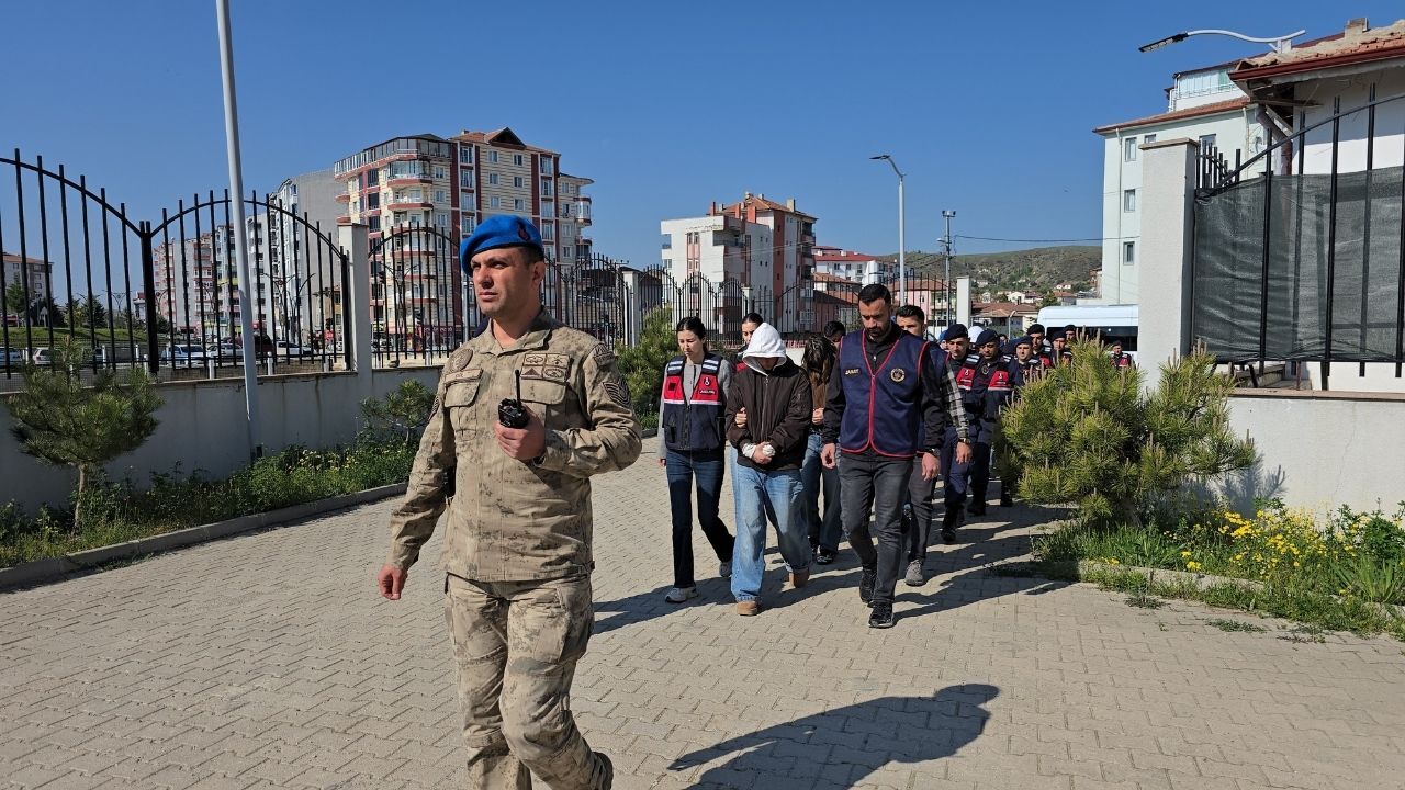 Yozgat’ta Jandarma Milyarlık Ağı Çökertti! (3)