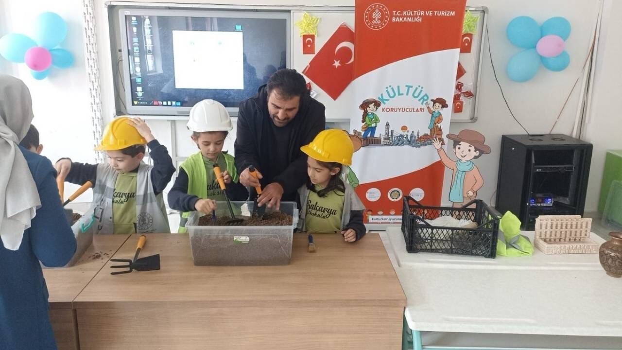 Yozgat'ta Kültürü Minikler Yaşatıyor (4)