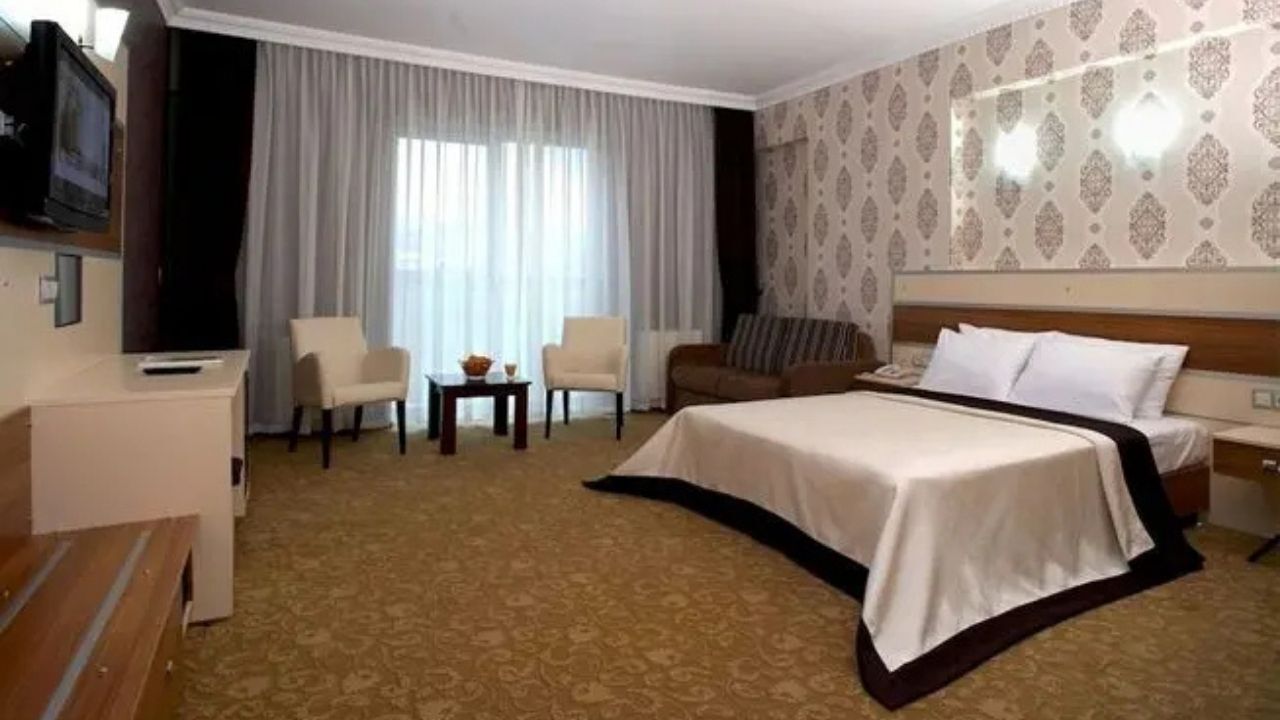 Yozgat'ta Mezuniyet Töreninde Krizi Yaşandı (3)