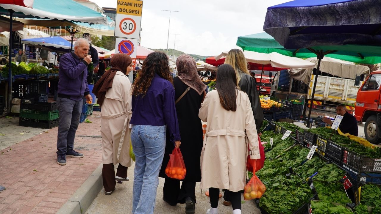Yozgat'ta Pazar Poşetleri Hafifledi, Gönüller Isındı! (1)