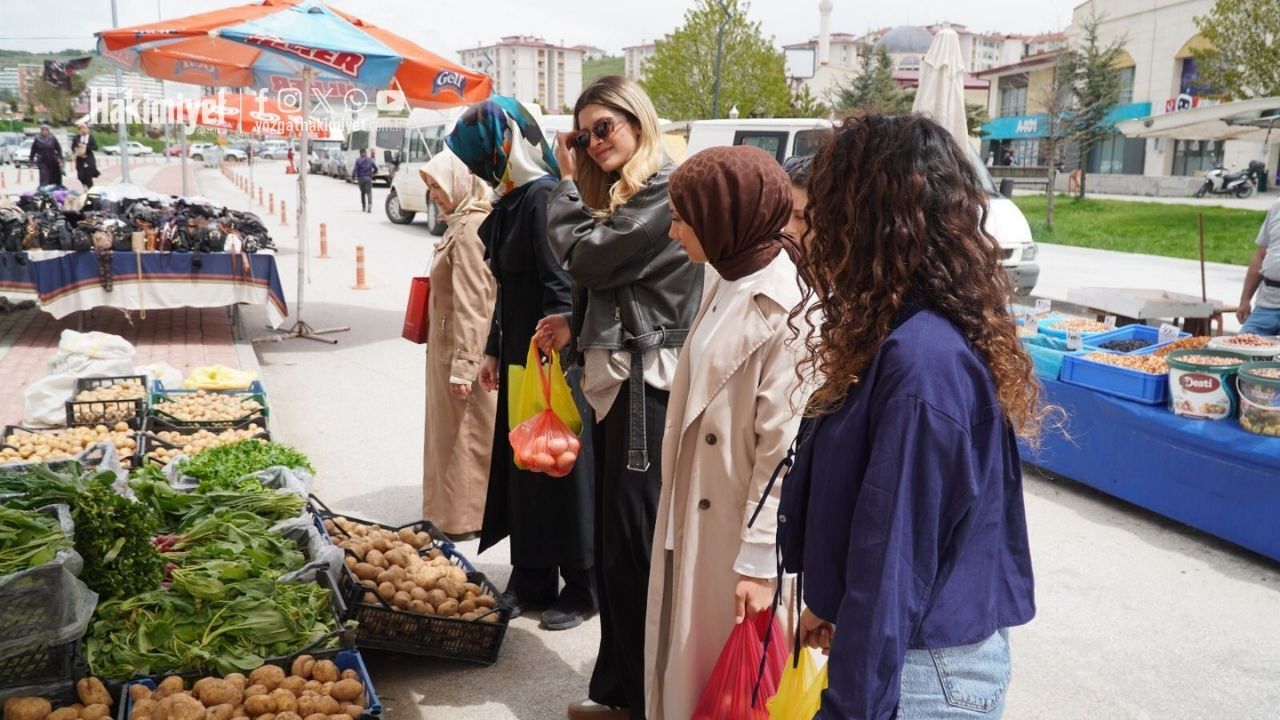Yozgat'ta Pazar Poşetleri Hafifledi, Gönüller Isındı! (3)