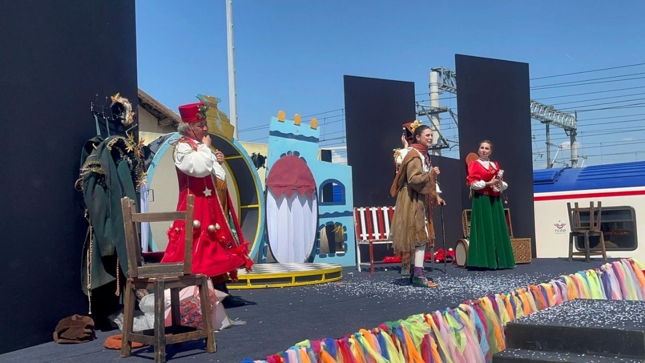 Yozgat’ta Raylar Üzerinde Sanat Yolculuğu (4)