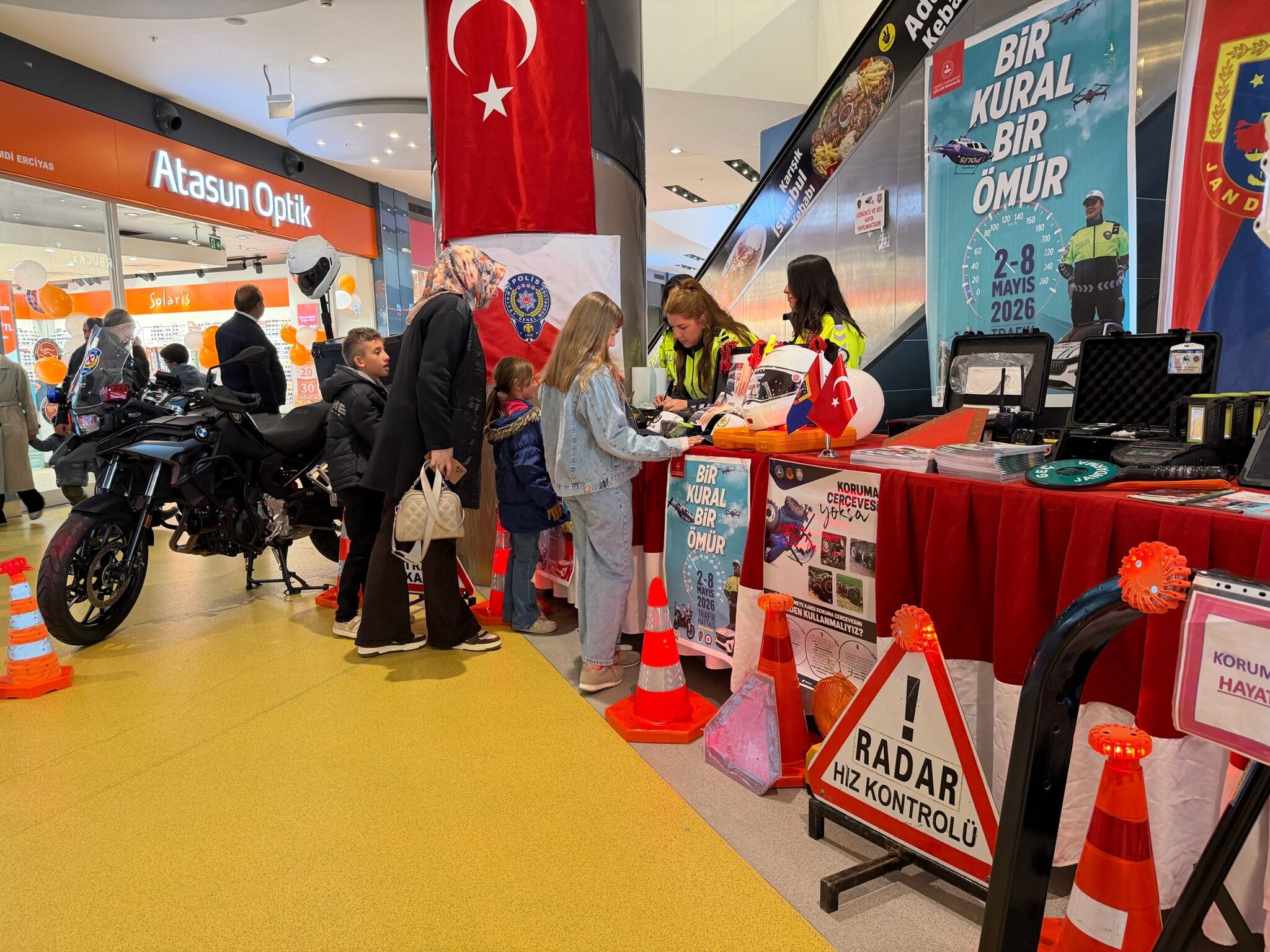 Yozgat'ta Trafik Kuralları İçin Stant Kuruldu