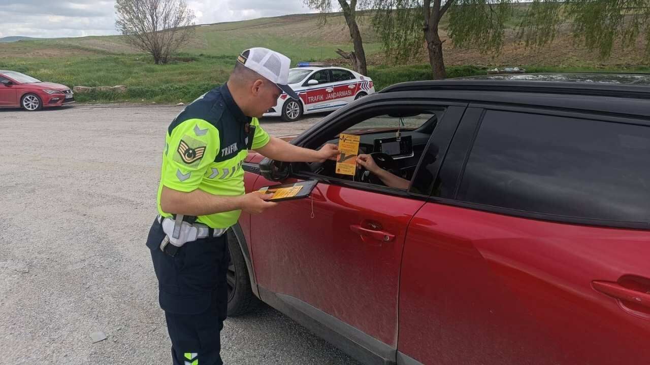 Yozgat'ta Trafik Uygulamasında Beklenmeyen Uygulama (3)