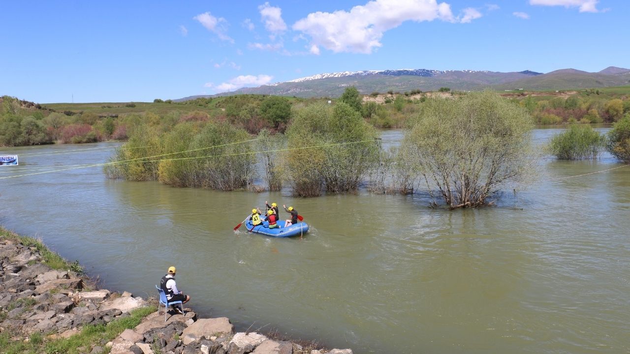 Yozgat’tan Bingöl’e Rafting Rüzgarı! (1)