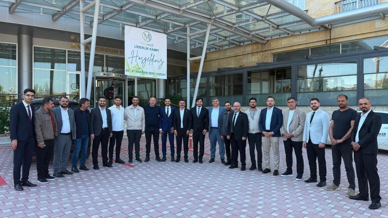 Anahtar Parti Genel Başkanı Yavuz Ağıralioğlu Yozgat’ta Teşkilatla Buluştu (1)