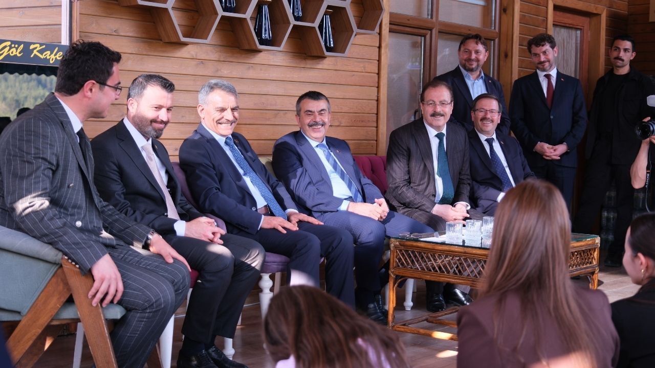 Bakan Tekin, Yozgat'ta Maarif Modeli Ve Muhalefet Tartışmalarını Değerlendirdi (6)