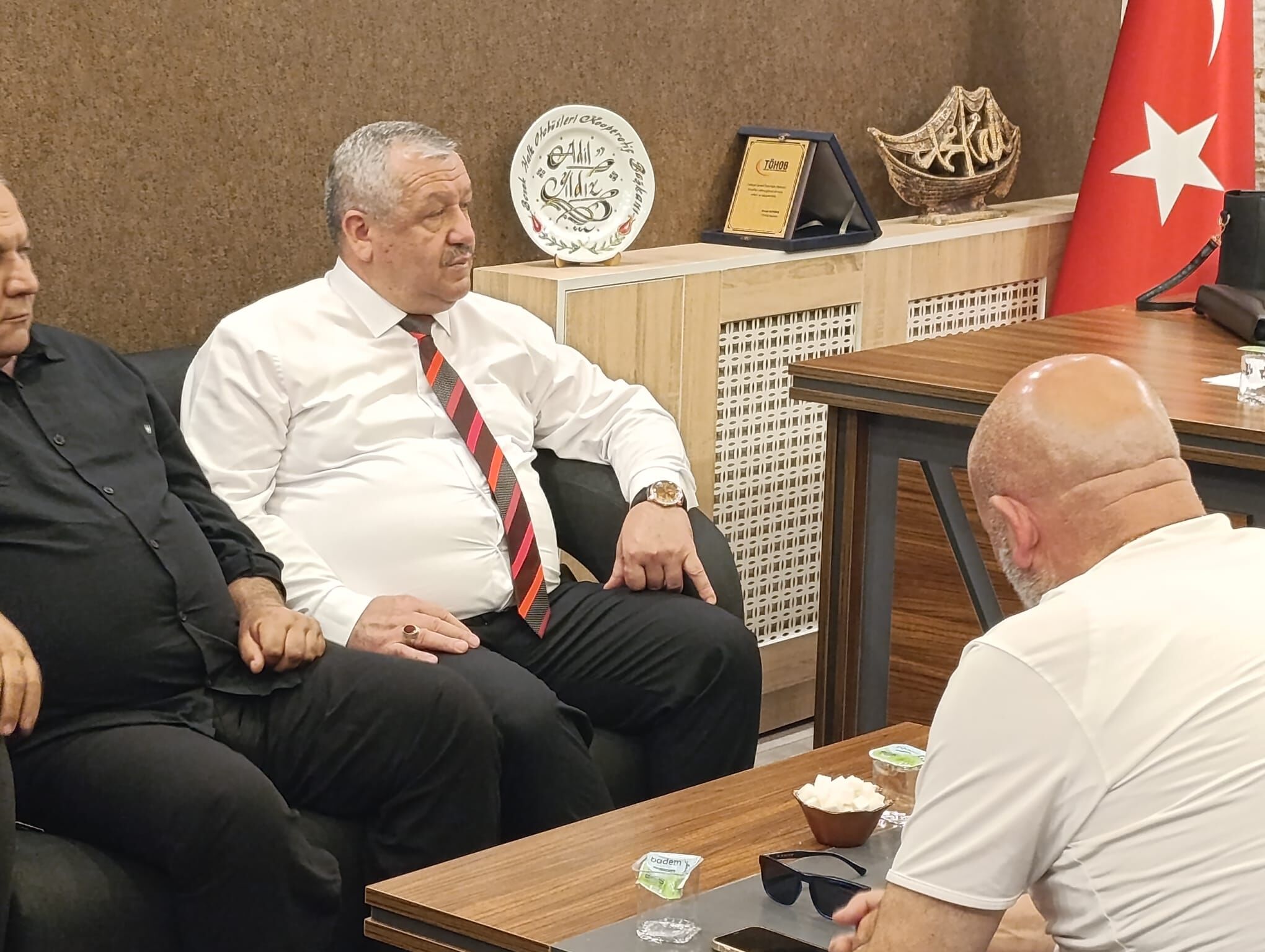Bozok Halk Otobüsleri’nde Güven Tazelendi Adil Yıldız Yeniden Başkan Seçildi (1)