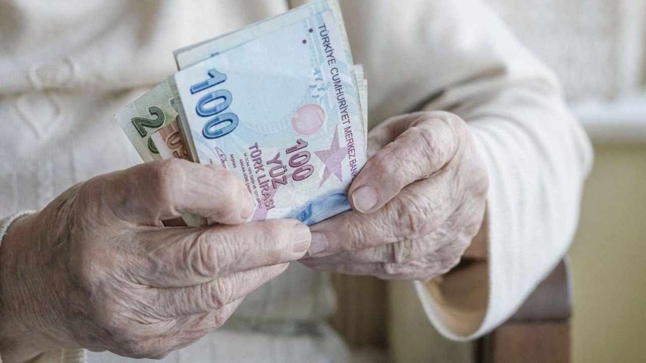 Emekliye 50 Bin Tl Promosyon Müjdesi! Sgk Uzmanı Tarih Verdi