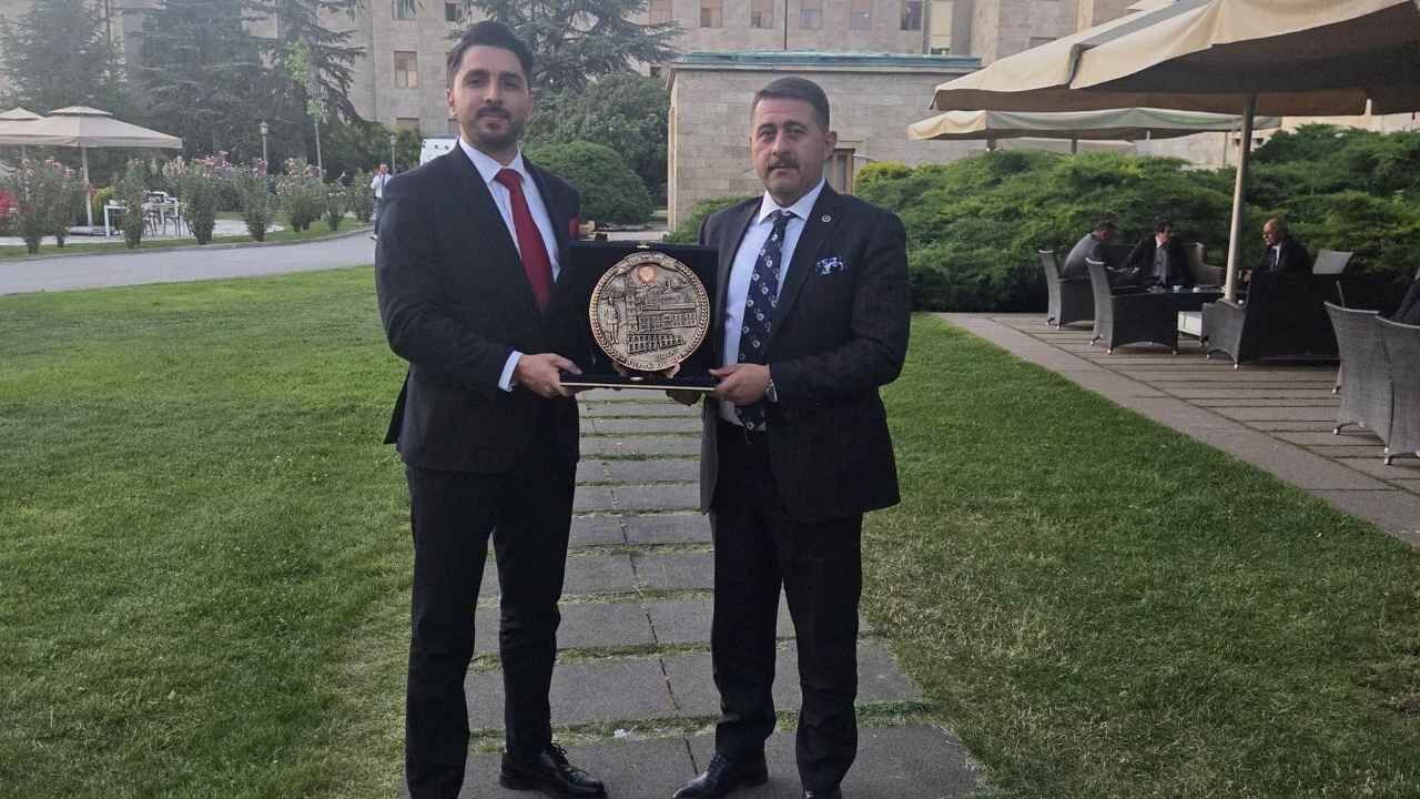 Ethem Sedef, İstanbul Yozgatlılar Federasyonu Heyetini Ağırladı (1)