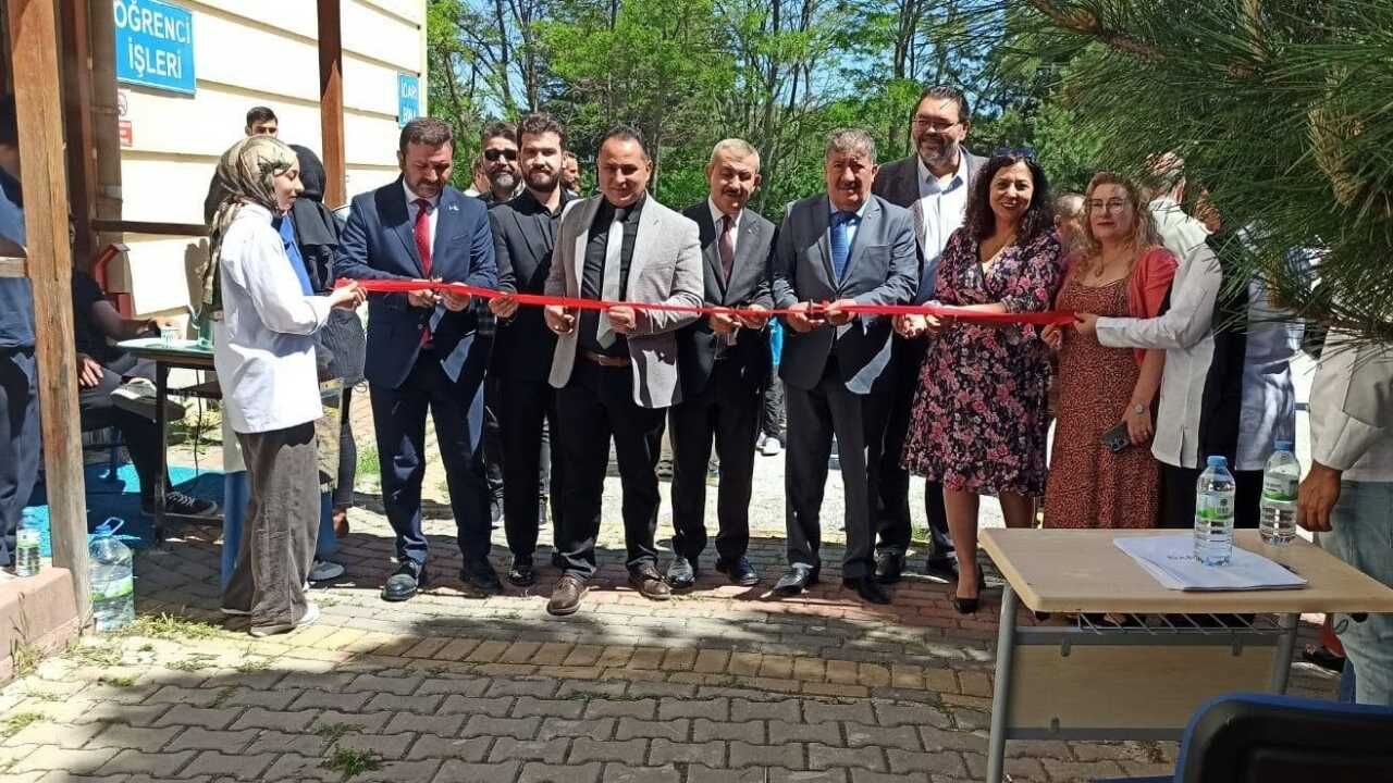 Görenler Hayran Kaldı! Yozgat’a Öğrencilerin Yıl Sonu Sergisi Dikkat Çekti (3)