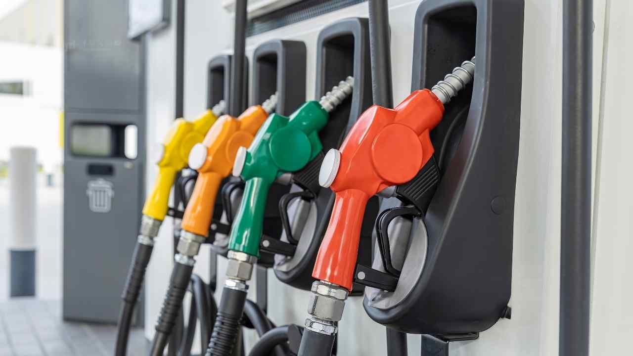 Motorinde Dev İndirim Kapıda! İşte Yozgat’taki Güncel Pompa Fiyatları (2)