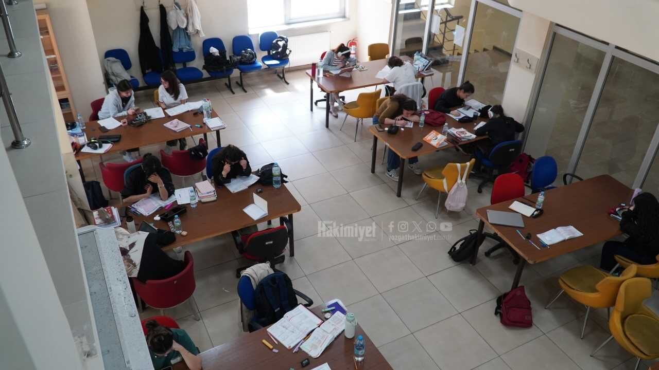 Sınav Dönemi Geldi! Yozgat'taki Kütüphane Dolup Taştı (6)
