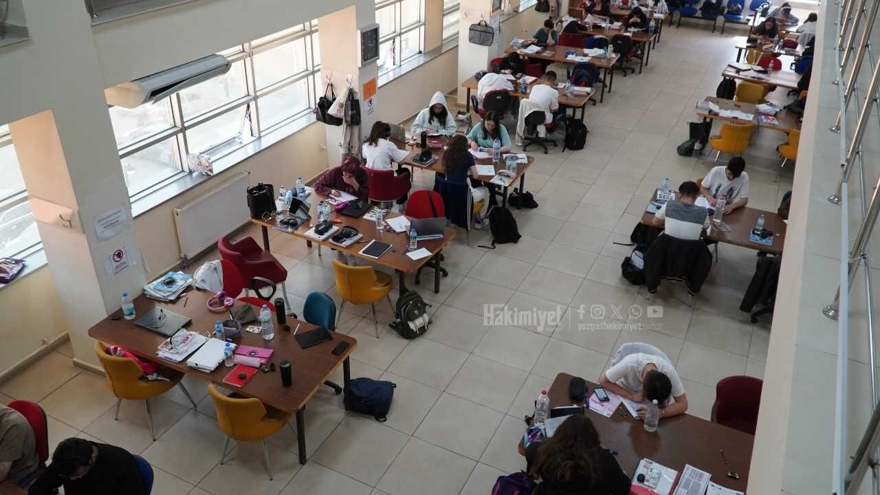 Sınav Dönemi Geldi! Yozgat'taki Kütüphane Dolup Taştı (7)