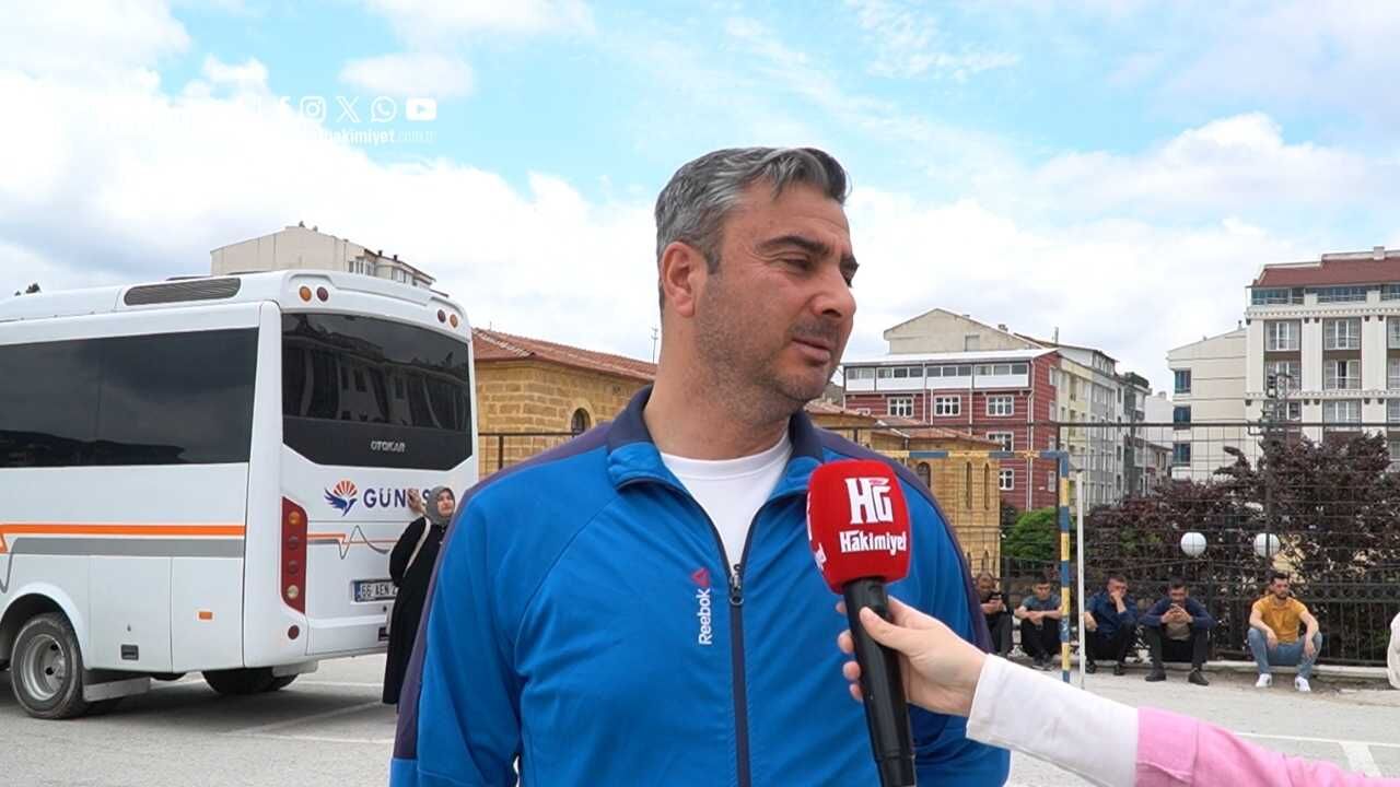Sınav Salonunda Çocuklar, Dışarıda Aileler Ter Döktü! Yozgat'ta Duygusal Anlar (4)