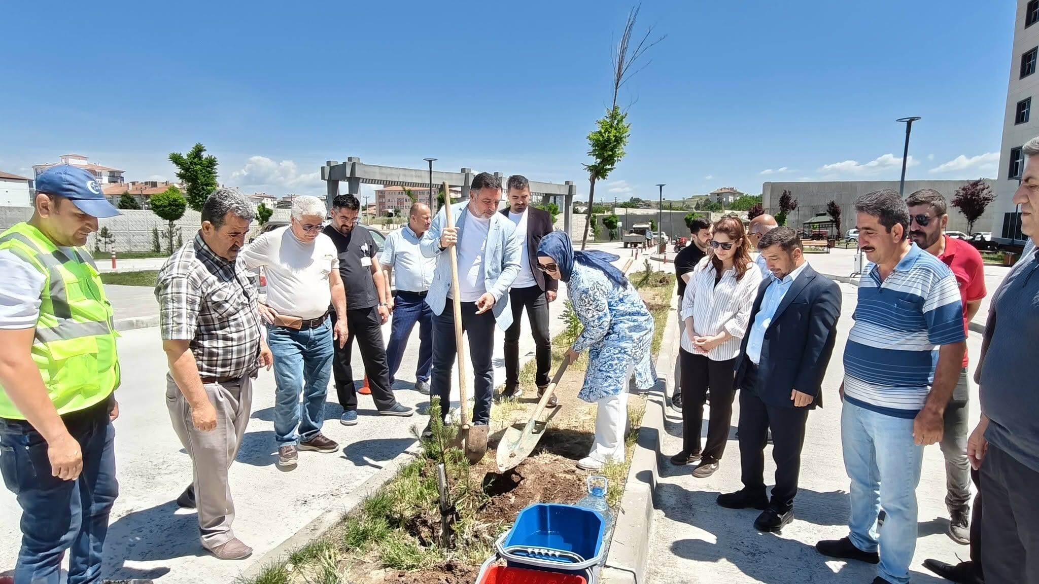 Yerköy Devlet Hastanesi'ne Belediyeden Çevre Desteği1