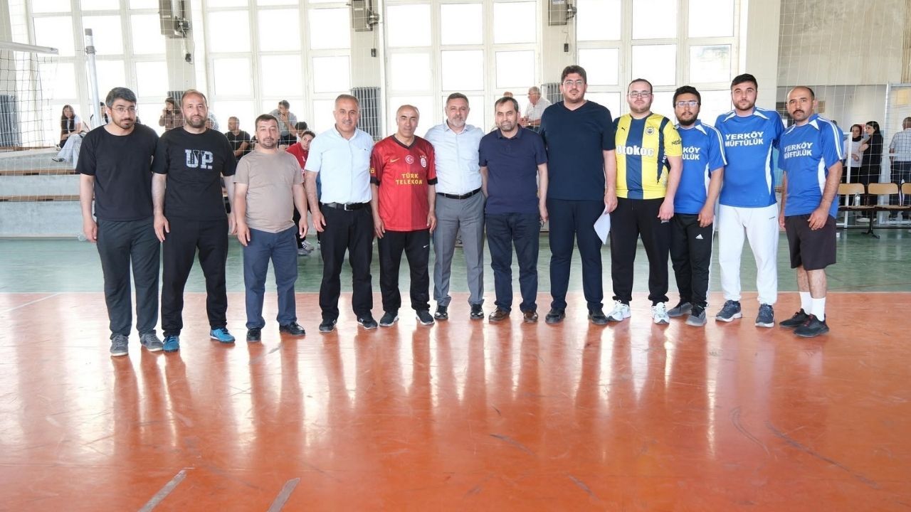 Yerköy İskele Kurumlar Arası Voleybol Turnuvası Başladı (2)