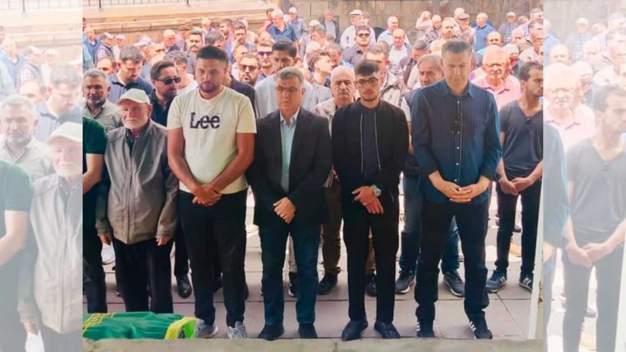 Yozgat Eğitim Camiasını Yasa Boğan Kayıp! Genç Öğretmen Son Yolculuğuna Uğurlandı (2)