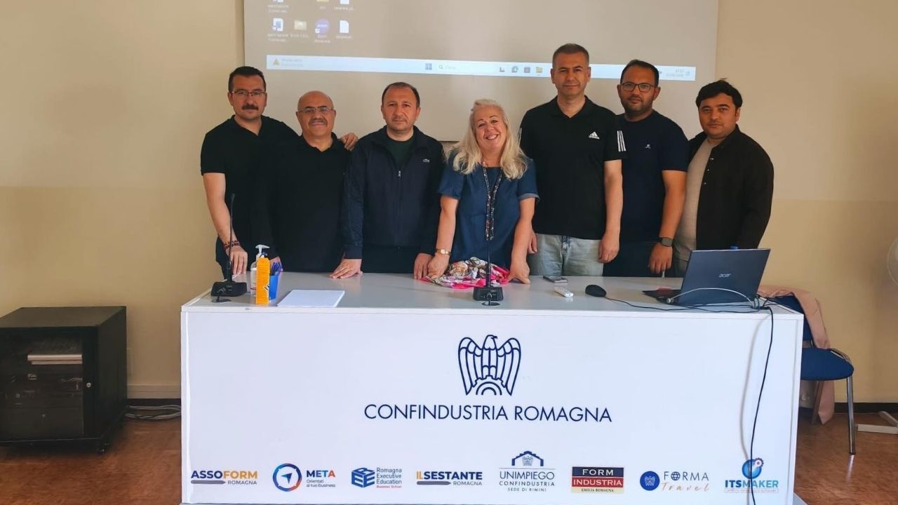 Yozgat Heyeti Eğitim Sistemi İtalya Ile Karşılaştırarak Değerlendirdi11