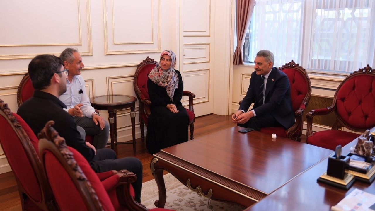 Yozgat Valisi Özkan Vatandaşları Makamında Dinliyor