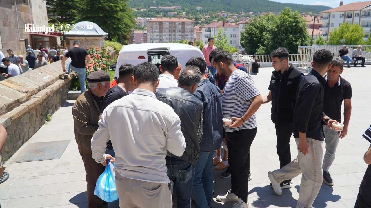 Yozgat’ın Tarihi Camii’nde Büyük Buluşma Aşure Günü’nün Bereketi İlgi Gördü! (3)