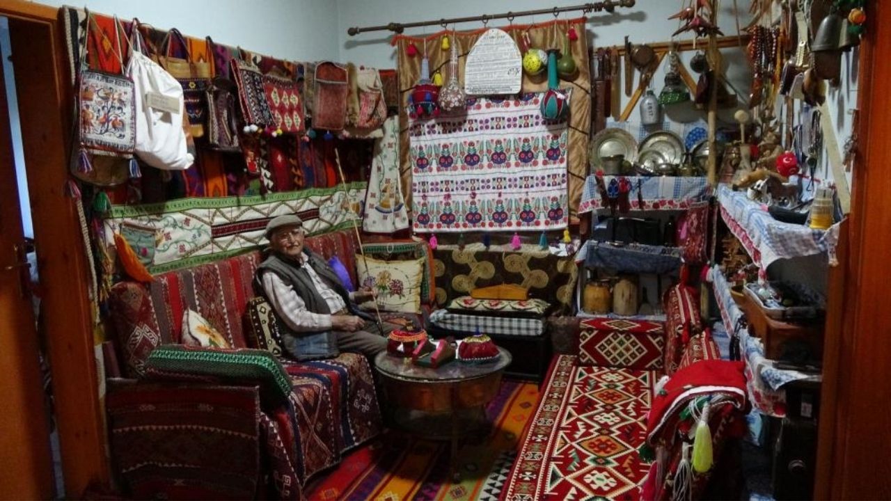 Yozgatlı 86 Yaşındaki Mustafa Taş Evini Müze Gibi Kullanıyor (7)