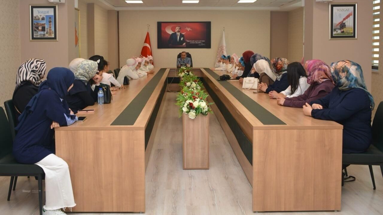 Yozgatlı Miniklerden İl Müdürü Altınkaynak’a Anlamlı Jest! (2)