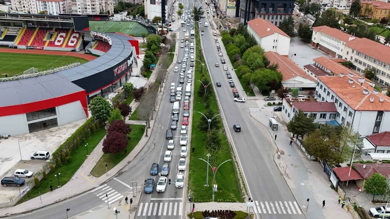 Yozgat’ta Akaryakıtta Üçlü İndirim Dönemi 2 Haziran Salı Güncel Benzin Ve Mazot Fiyatları (3)