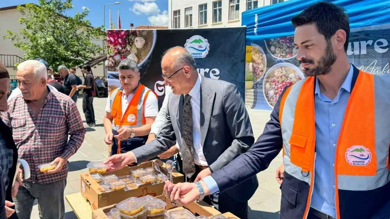 Yozgat'ta Başkan Aşure Kazanının Başına Geçti (1)