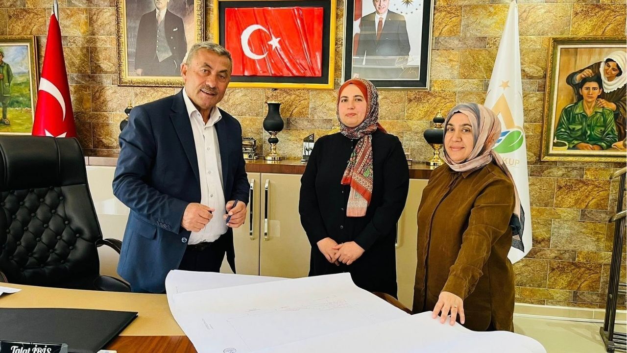 Yozgat'ta Belde Belediye Başkanı Arı Gibi Çalışıyor (1)