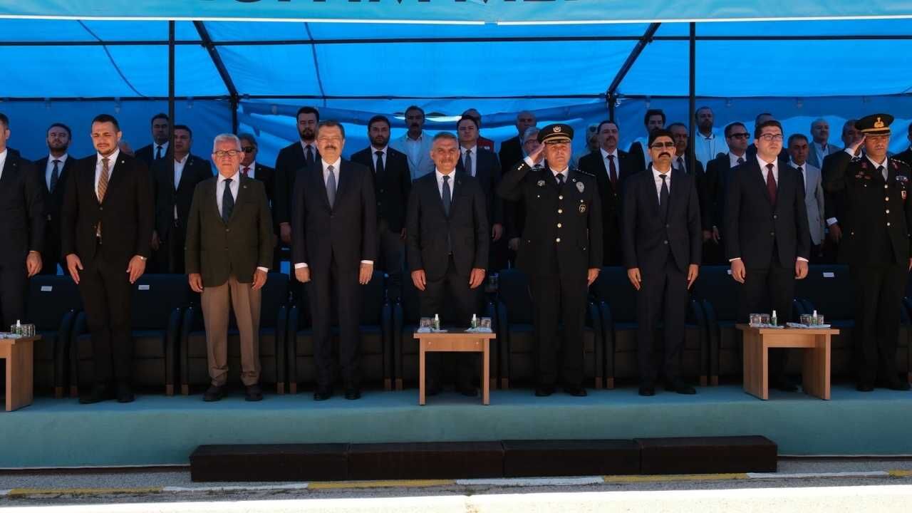 Yozgat'ta Duygusal Anlar Yüzlerce Genç Aynı Anda Yemin Etti! (7)