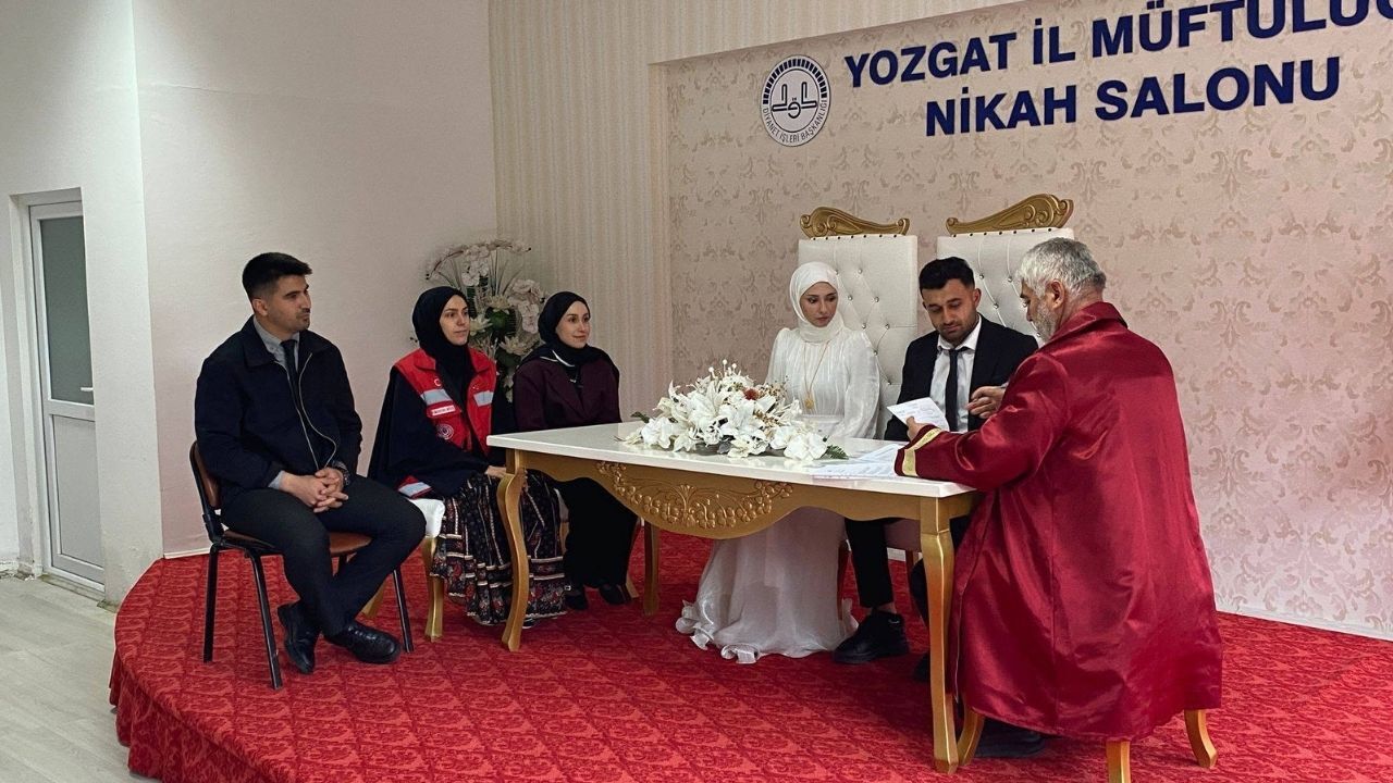 Yozgat'ta Evlilik Kredisini Aldılar Nikahla Taçlandırdılar