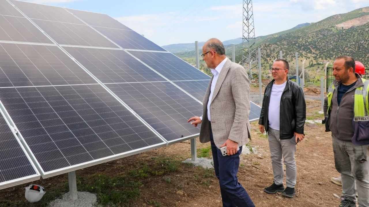Yozgat'ta Güneş Enerjisi Santralinde Önemli Aşamaya Gelindi (4)