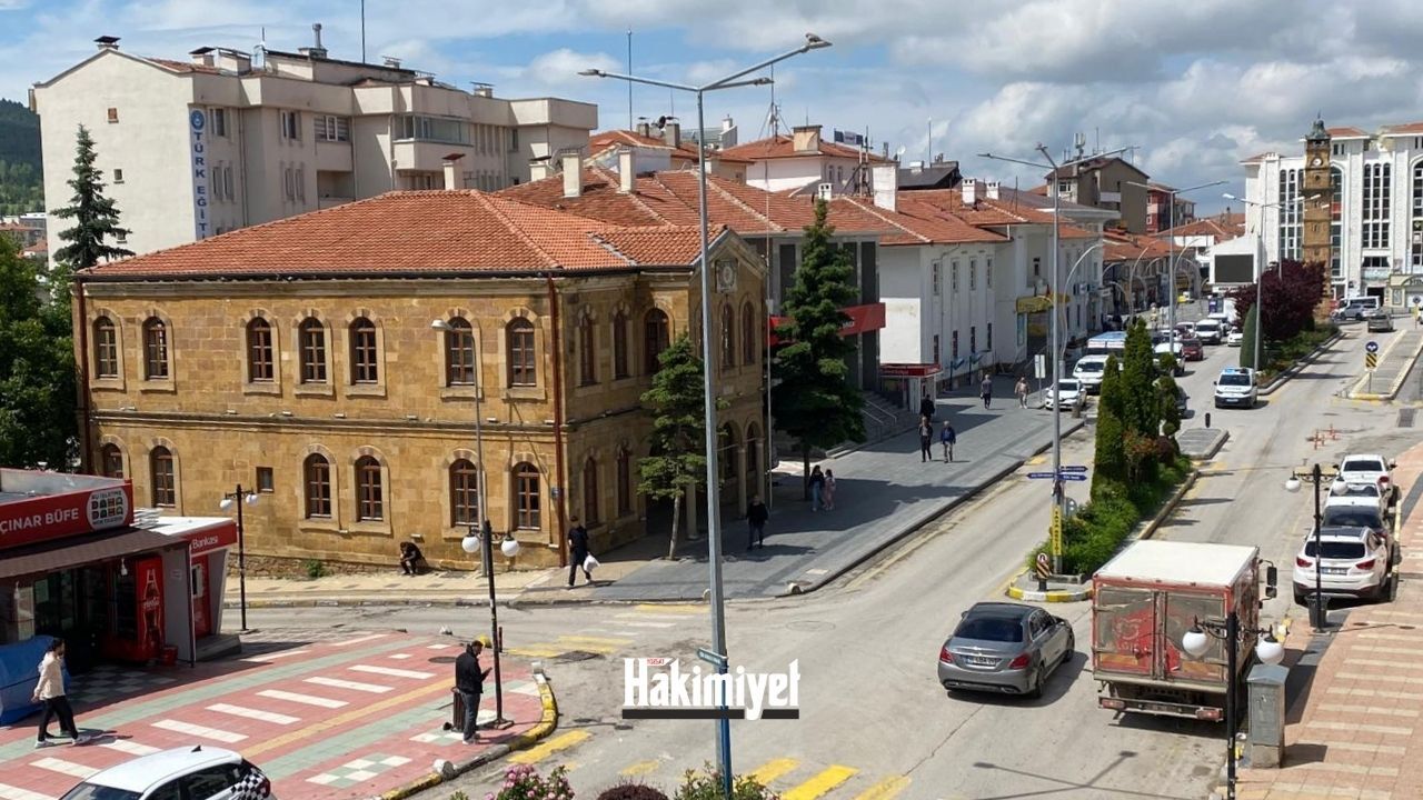 Yozgat'ta Hava Değişimi Devam Ediyor Gök Gürültülü Sağanak Uyarısı (2)
