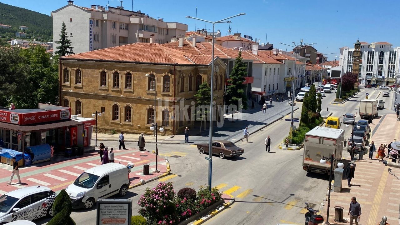 Yozgat'ta Hava Sıcaklığı Artmaya Devam Ediyor (1)