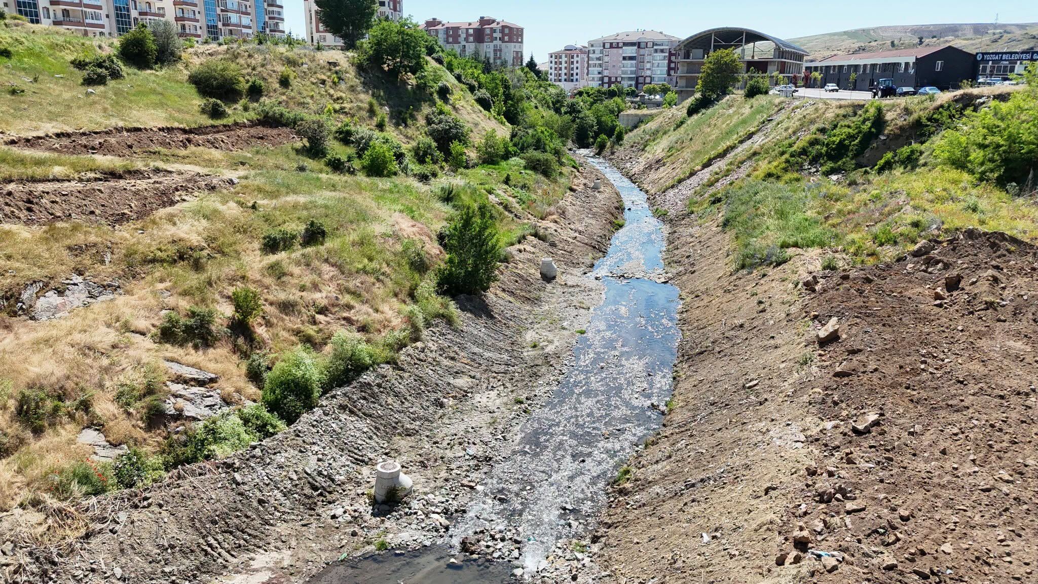Yozgat'ta Kanal Temizliği Ve Yürüyüş Yolu Çalışmaları Sürüyor1