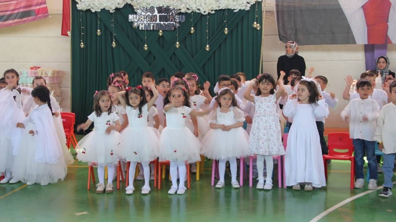 Yozgat'ta Kurs Başarısı Mezuniyet Heyecanıyla Kutlandı (2)