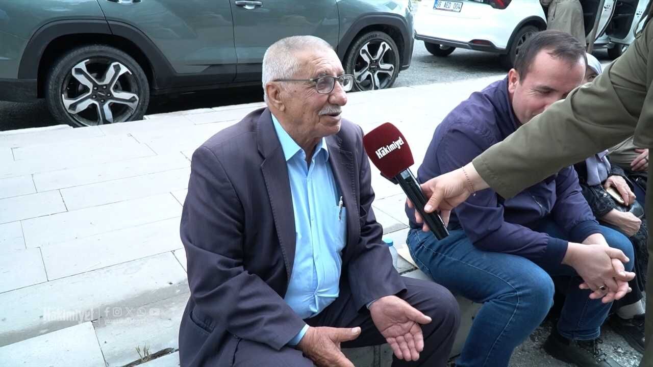 Yozgat’ta Lgs Heyecanı! Çocuklarının Geleceği İçin Okul Önlerine Akın Ettiler (4)
